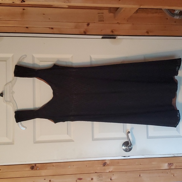 Dress - Picture 5 of 5